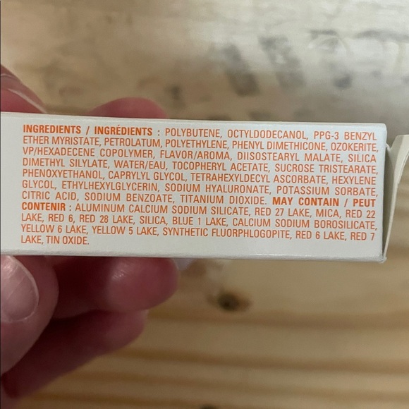 Mary Kay at Play Lip Balm - Vibrant Orange - Picture 5 of 7